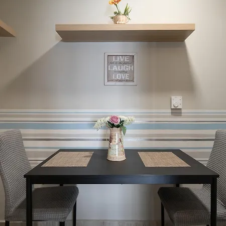 Apartman Elzo Néosz Marmarász