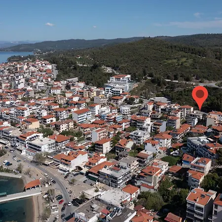 Elzo * Neos Marmaras