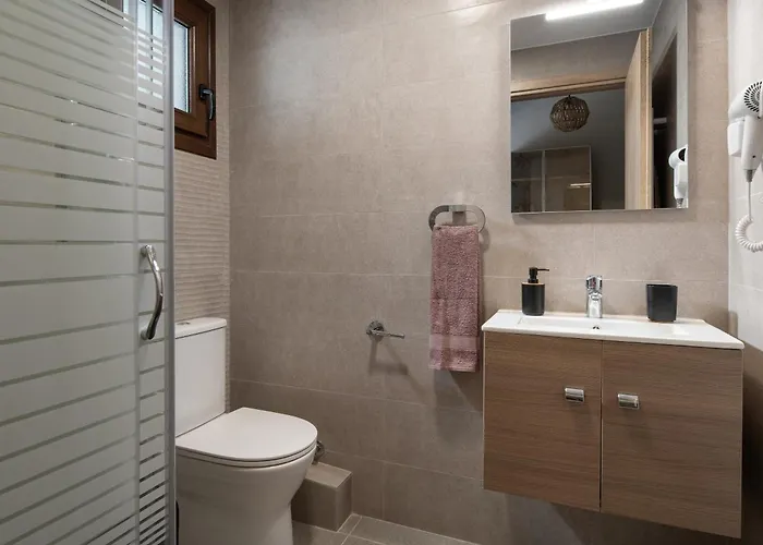 Elzo * Néosz Marmarász